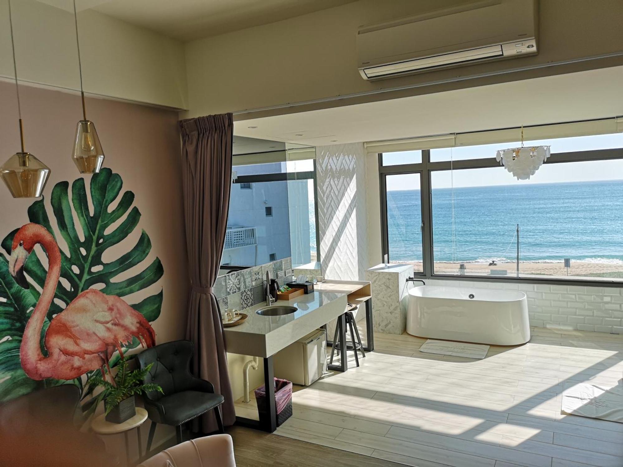 Beachcastle & Sea View Villa Magong Exterior photo